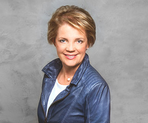 Corinna Hofmann, Wirtschaftsmediatorin